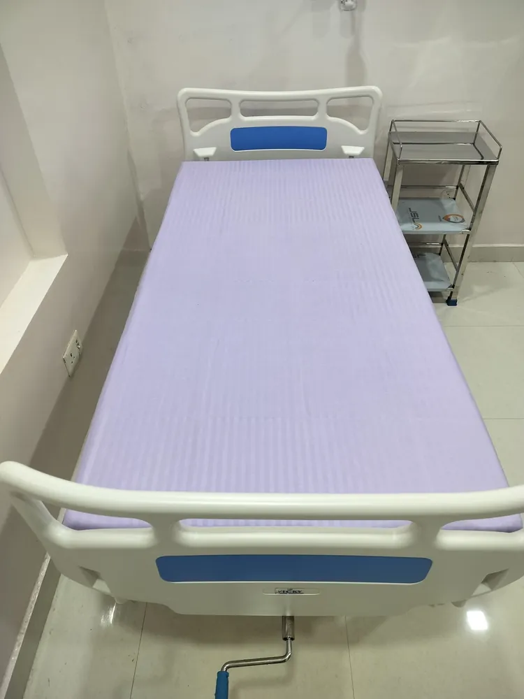 Polyster Cotton Hospital Bedsheet